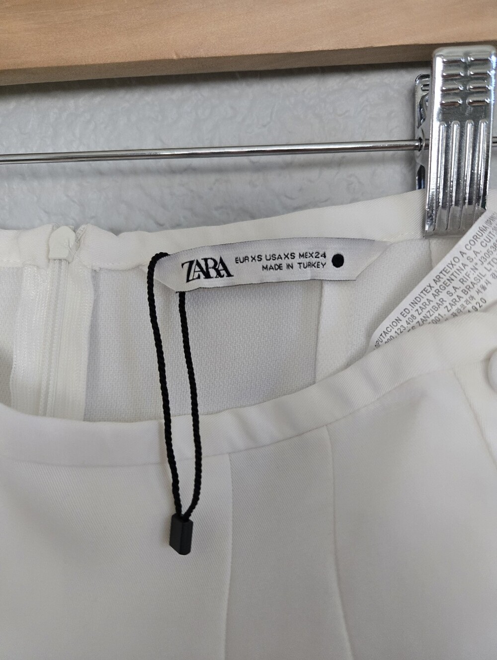 NWOT Zara | White Button Mini Skirt - Picture 6 of 7